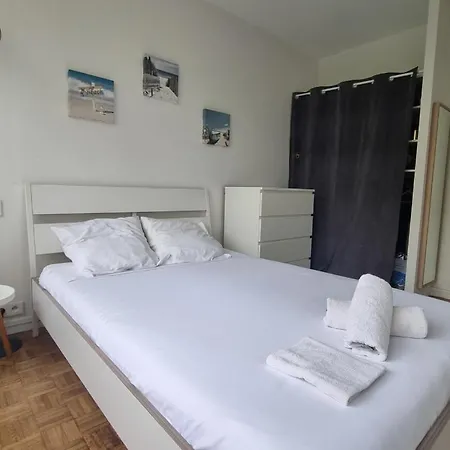 Spacieux T4 A Proche Tramway Apartmán